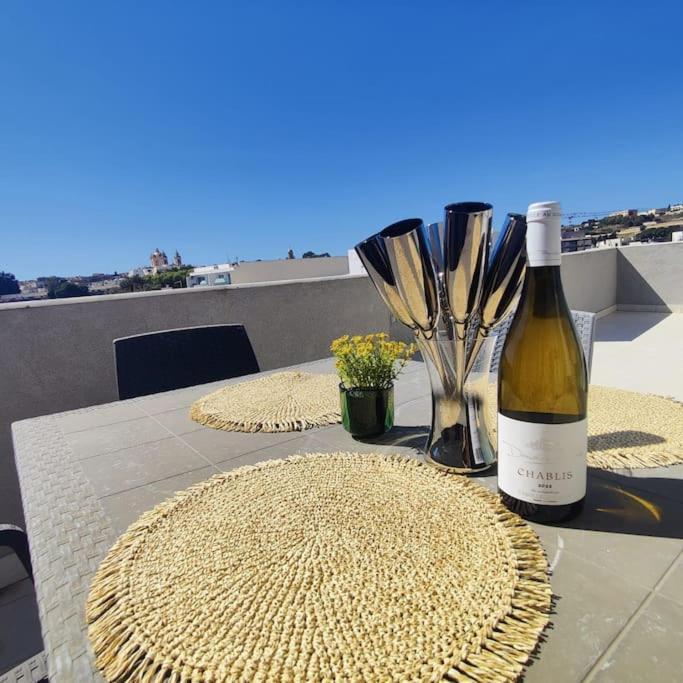 Cozy Penthouse In Central Malta Apartamento Balzan Exterior foto